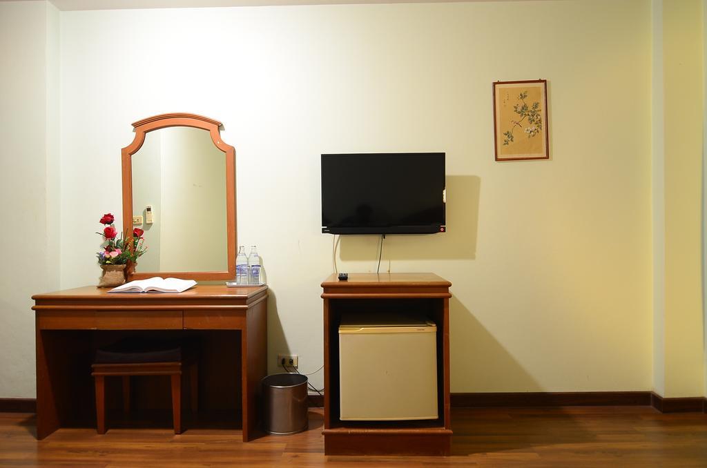 Ranong Garden Hotel Zimmer foto